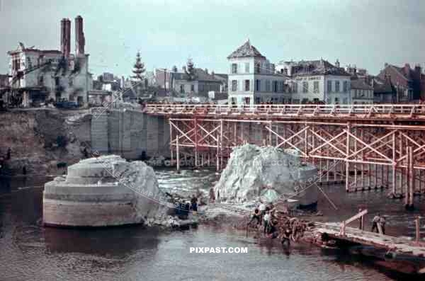 destroyed bridge over the river Oise in CompiÃ¨gne, France ~1940