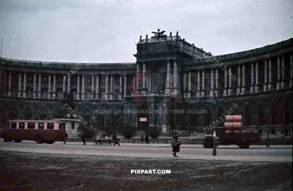 Hofburg Palace, Vienna, WIEN, Austria 1940 Bus