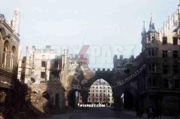 Karlstor city gate into Munich 1945, 101st, Cavalry Regiment arrive in destroyed city.
