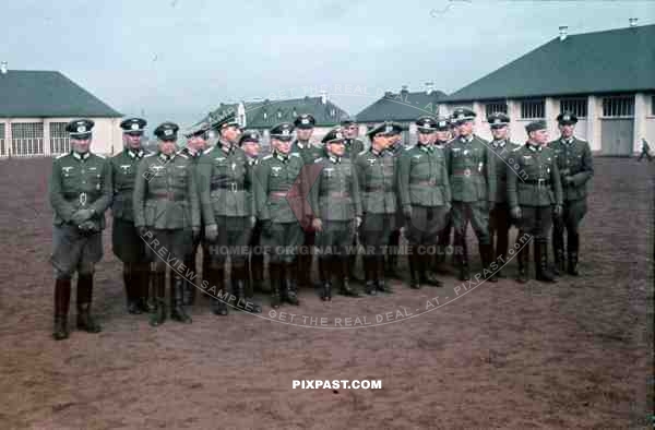 Kaserne Barracks Kreuznach Wehrmacht officer group photo last Appell 1939