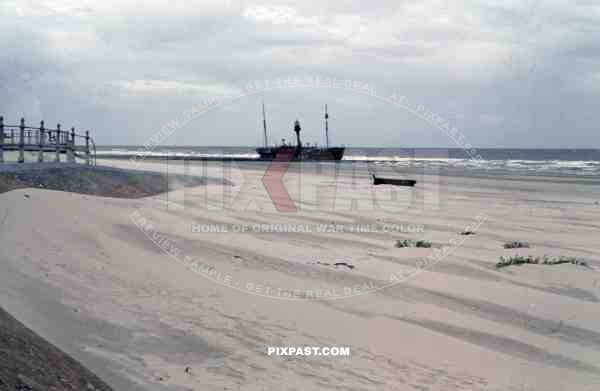 lightship "Wandelaar" at the beach of Ostende, Belgium 1940