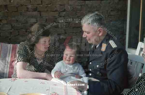 Luftwaffe officer with his family in Halle Saale, Germany 1941