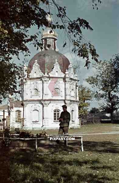 Soldiers grave, Saint Anastasia Church, Hlukhiv, Ukraine, 1942, 3rd Panzer Division, 75th Panzer Artillery Reg,