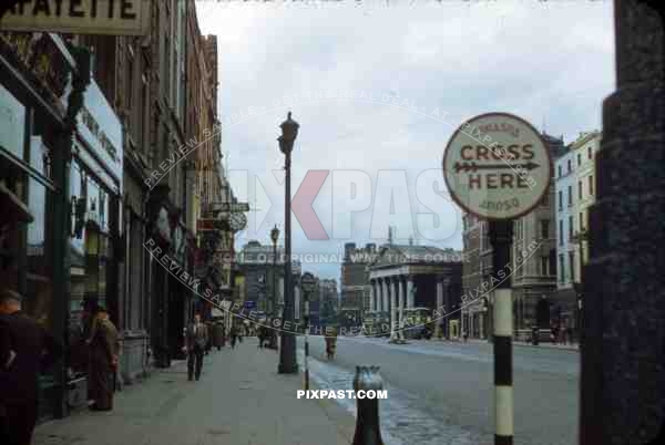 Westmoreland Street, Dublin, Ireland, 1953, Irish Times, direction Trinity Collage, Bus Stop.