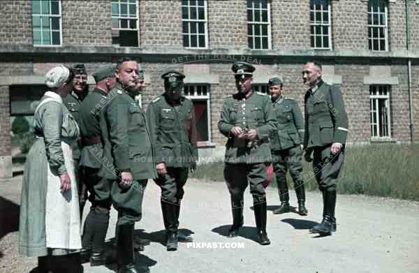 WW2 Color German General with nurse and wehrmacht doctors Hospital Ukraine 1942