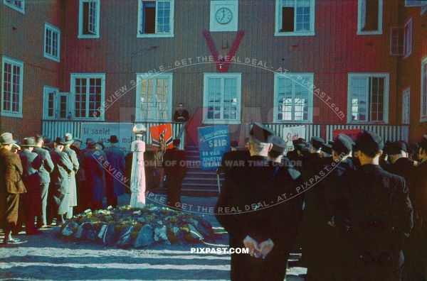 Frits Clausen giving a political presentation to the DNSAP National Socialist Workers Party of Denmark 1942